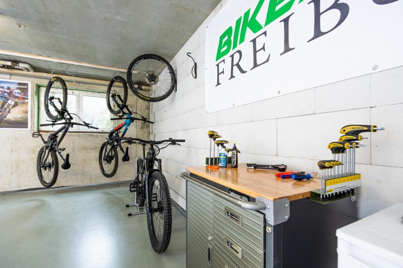 Bike- Und Ferienhotel Freiburg Merzhausen ภายนอก รูปภาพ